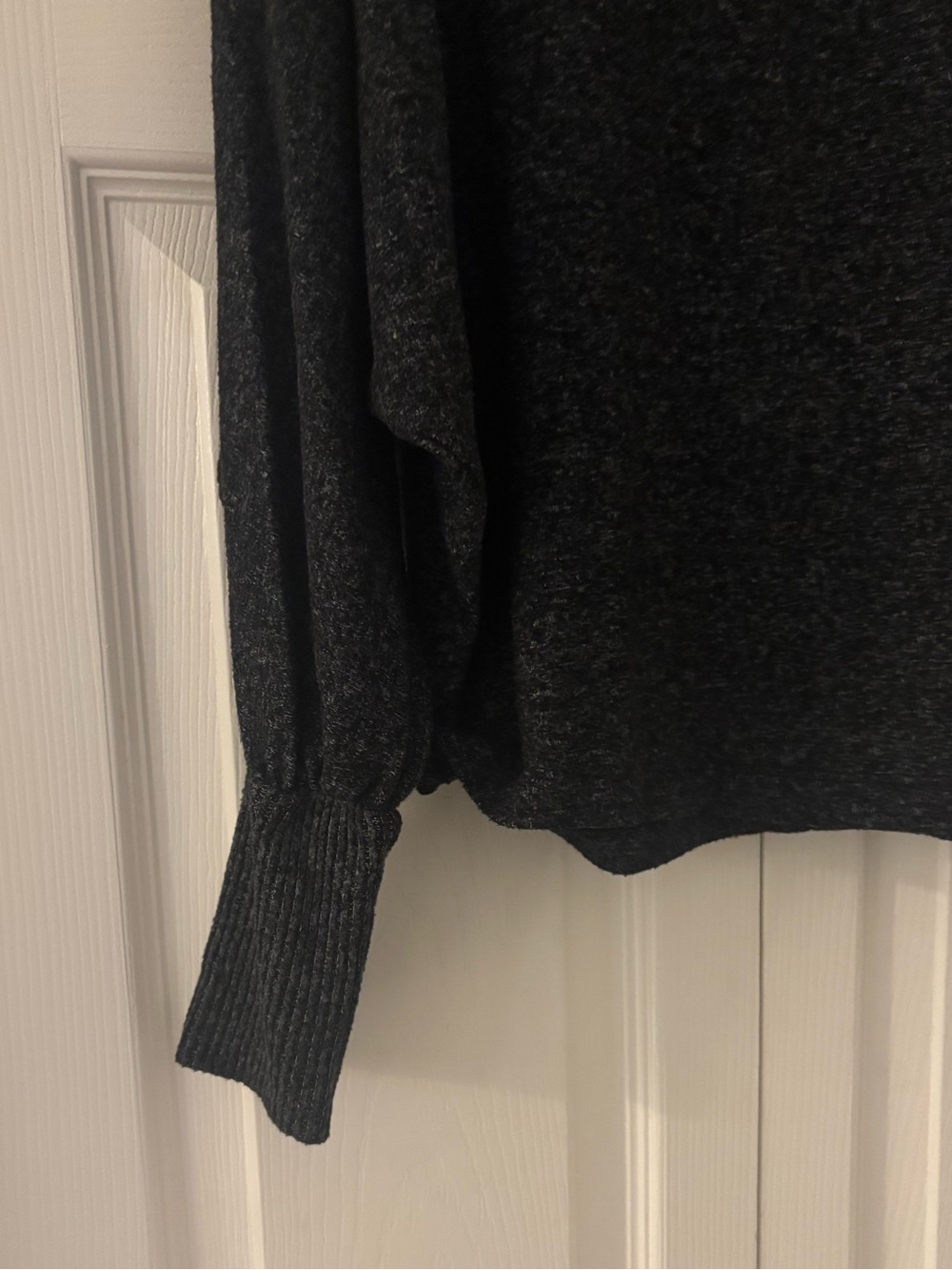 ANTHROPOLOGIE Charcoal Gray V-Neck Dolan Sleeve Sweater - Picture 7 of 12